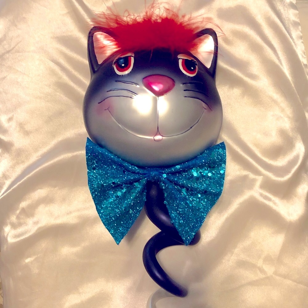 Rare XX big Cat Head bow tie glass hand blown ornament vintage original box